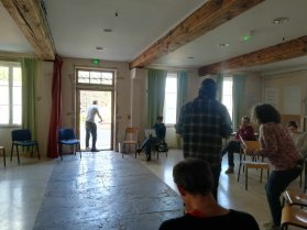 image grande_salle2_.jpg (0.5MB)